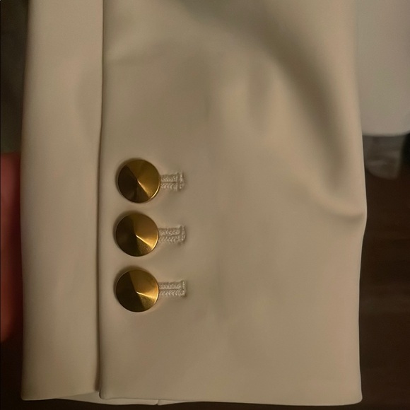 Donna Karan Classic White Blazer - Picture 2 of 5